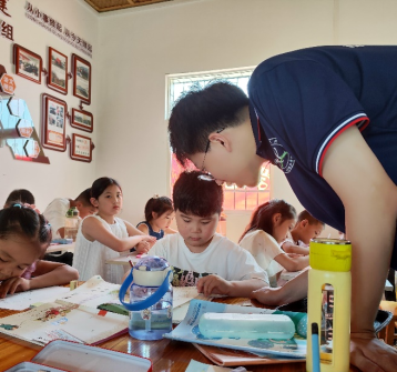 暑期三下乡 青春正当时.docx