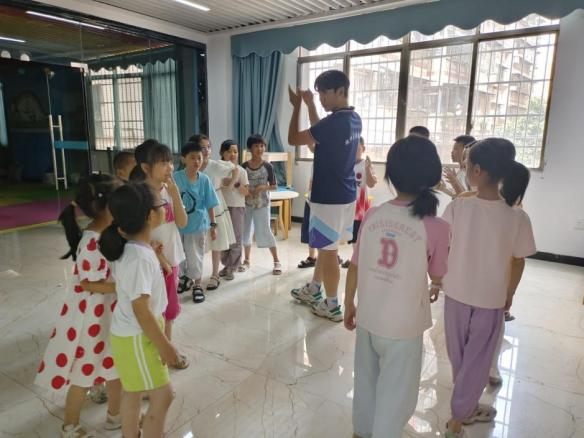 暑期三下乡 青春正当时.docx