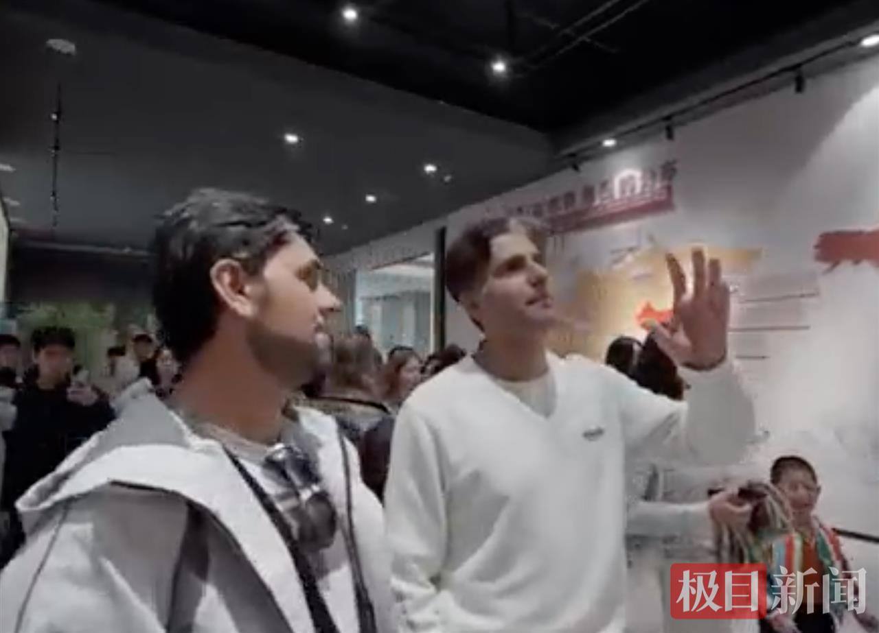 截屏2025-11-03 下午10.08.35.png