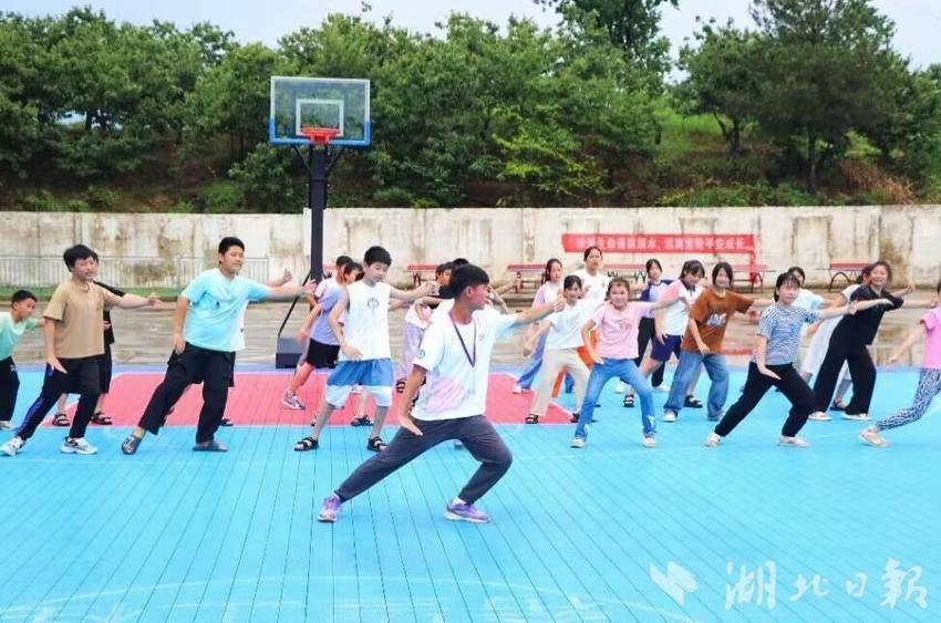 五育并举绘童梦，乡村课堂助成长(1).docx1.docx