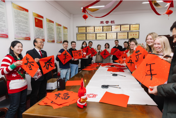 1673861784573054.jpg 2023011630522.jpg